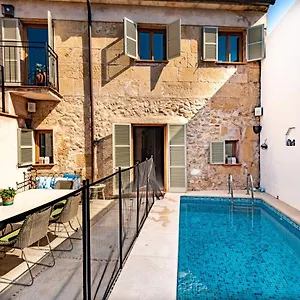 https://albuqassim-a-modern-townhouse-in-pollensa-with-heated-pool.allmallorcahotels.com